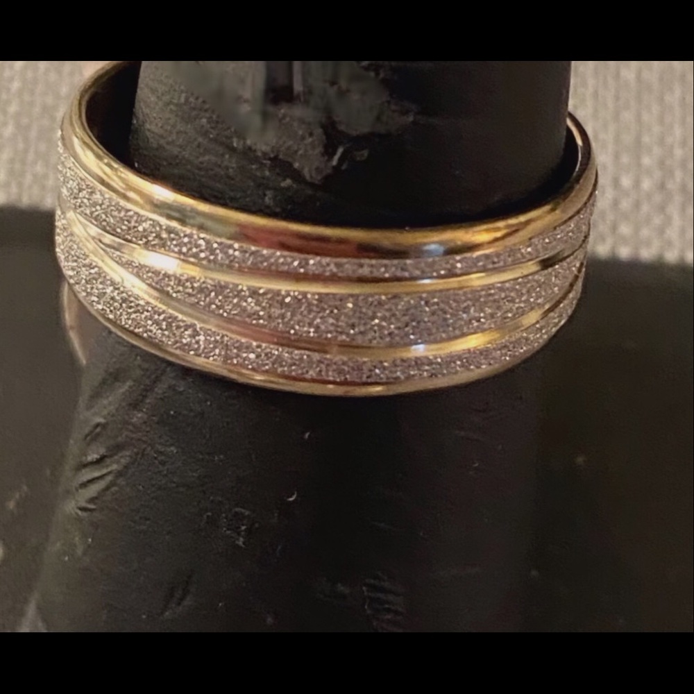 BN Stainless Steel Gold/Silver Sparkle Design